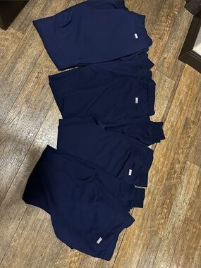 Men’s Figs navy scrub jogger pants L/T - Pack of 4
